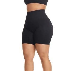 ILUS seamlux intensify shorts